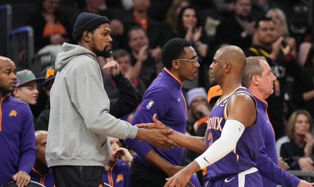 共和报：巴洛特利可能重返意甲，他正在和热那亚谈判